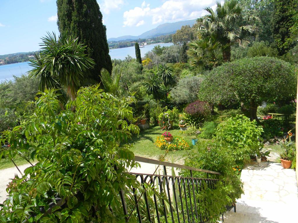 Villa Efterpi コントカリ エクステリア 写真