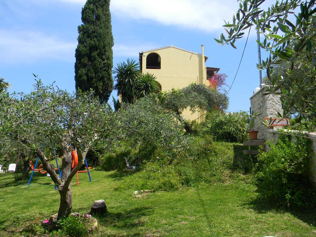 Villa Efterpi コントカリ エクステリア 写真
