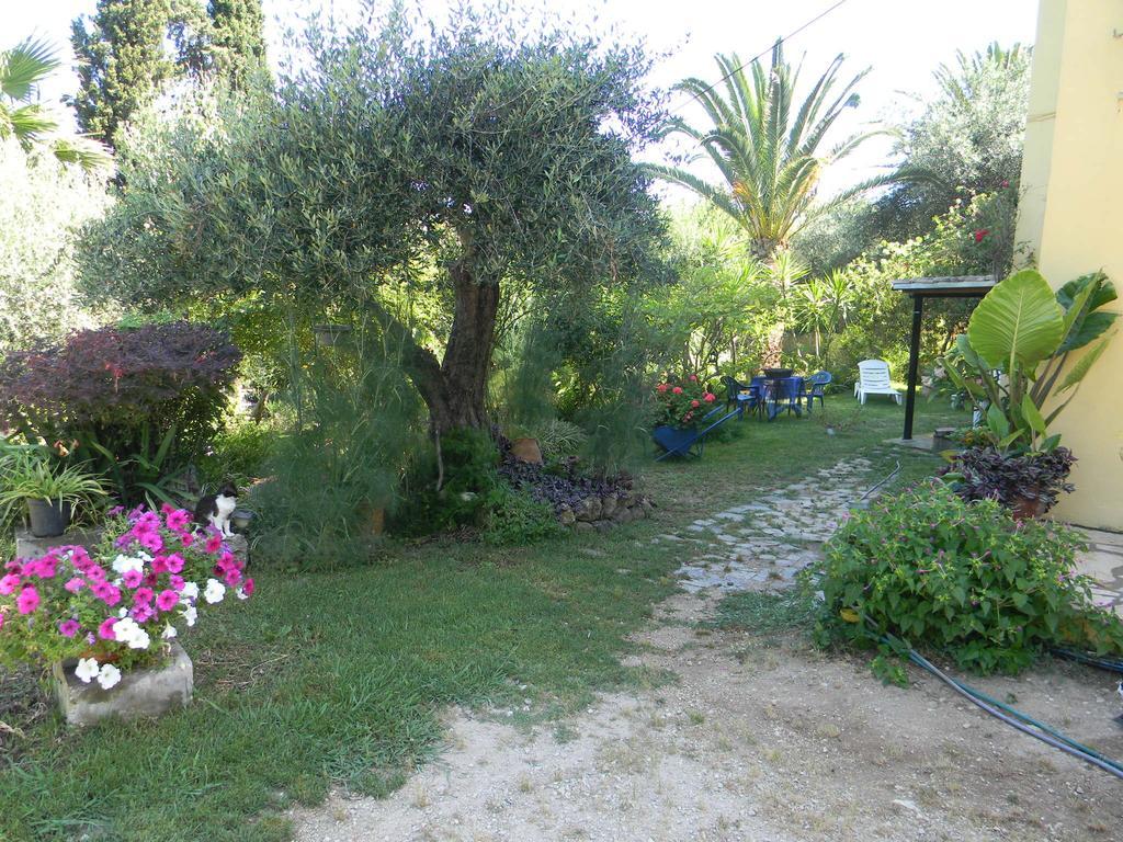 Villa Efterpi コントカリ エクステリア 写真
